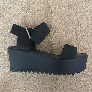 J. Adams Surf Platform Sandals 5.5